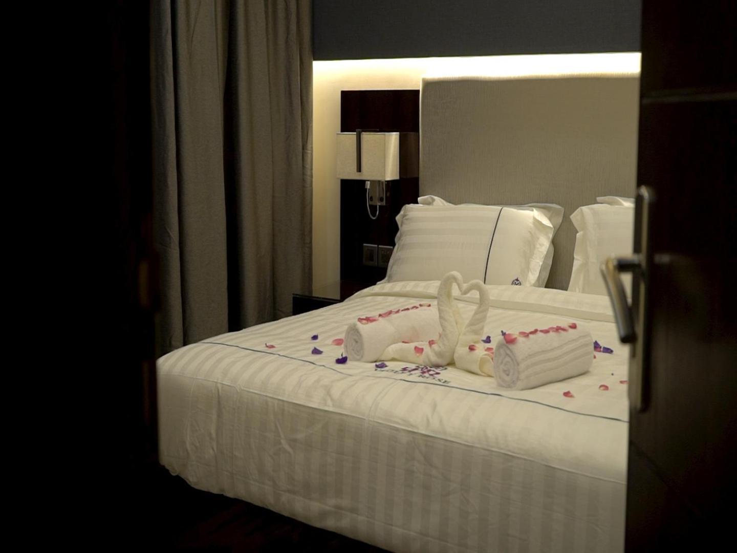 Violet Rose Aprit Hotel Djedda Buitenkant foto