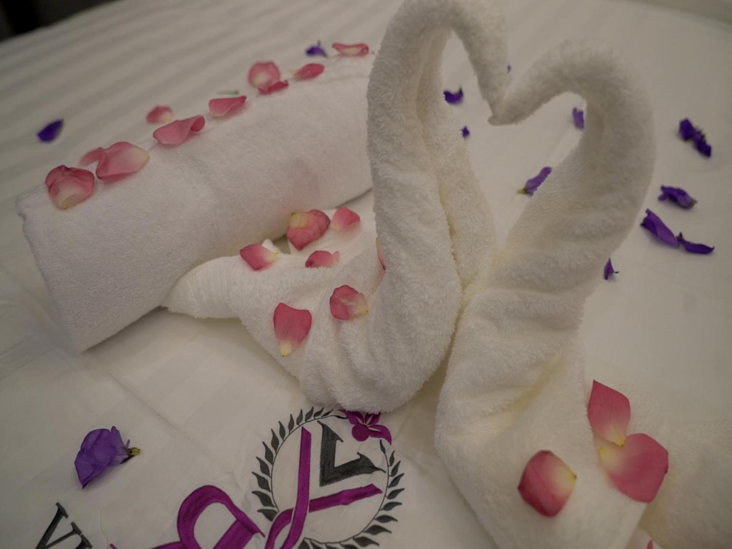 Violet Rose Aprit Hotel Djedda Buitenkant foto
